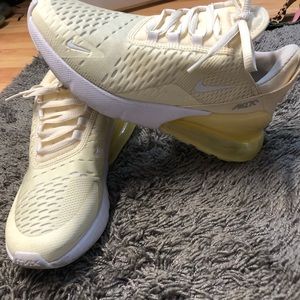 Women’s Nike Airmax 270